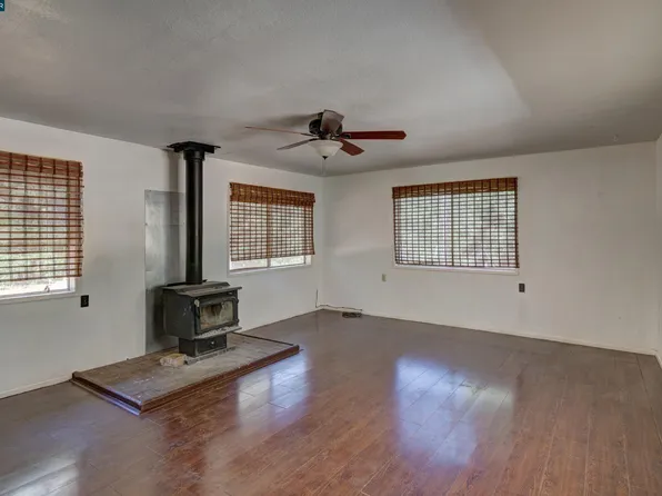 9130 Balderston Rd, Georgetown, CA 95634