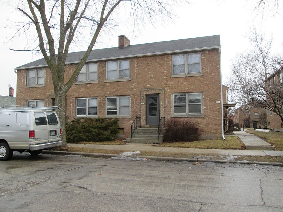 1st image of 7420 W Lincoln Ave