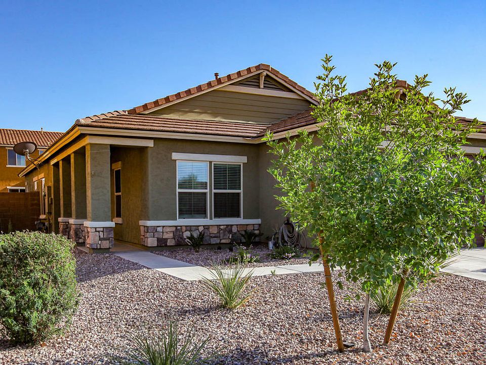 1st image of 2675 E Runaway Bay Pl