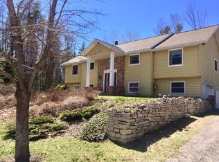 6 Hidden Creek Dr, Marquette, MI 49855