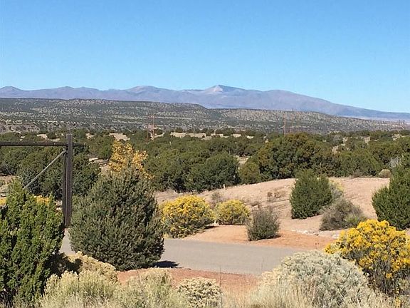 4th image of 6 Hacienda Caballero