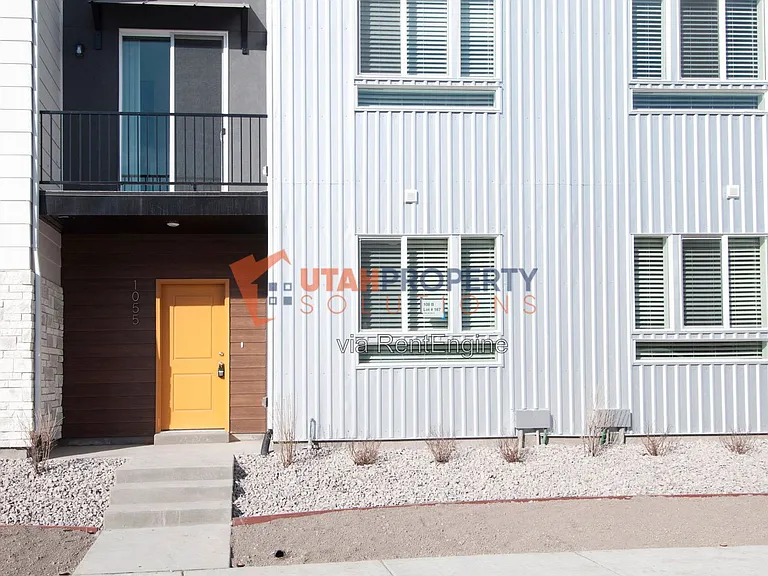 1047 W 400 S — Photo 3