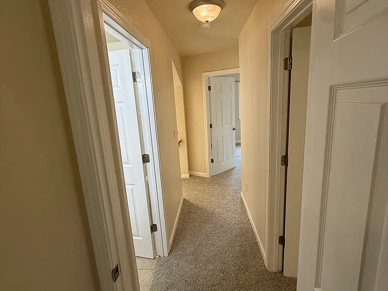 210 E Spruce Ave #B — Photo 13