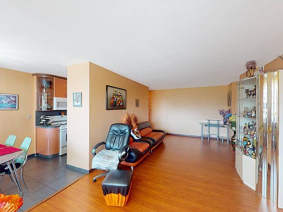 4th image of 2930 W 5th St APT 15K