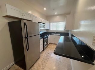 4771 San Vicente Blvd APT 6, Los Angeles, CA 90019