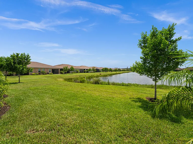 10288 Bonavie Cove Dr — Photo 28