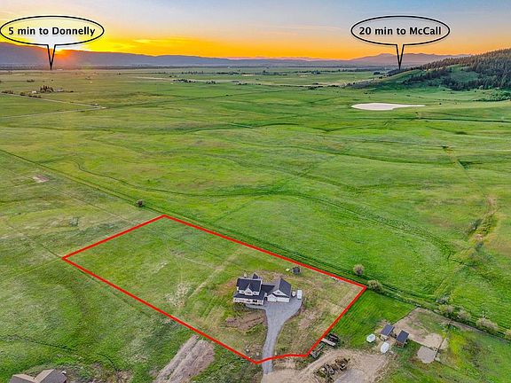 3rd image of 97 Chisum Dr