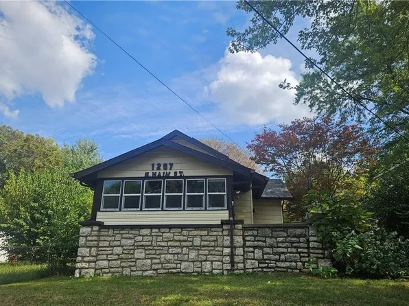 1207 N Main St, Independence, MO 64050