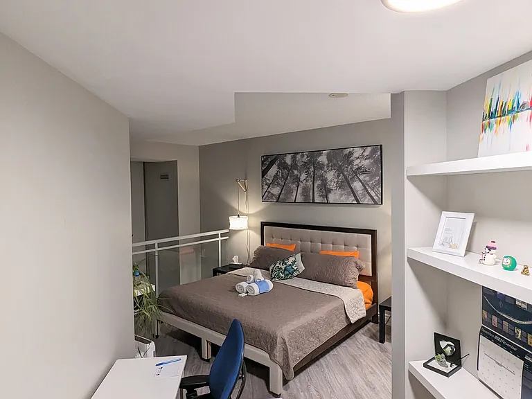 220 Burnhamthorpe Rd W #711 — Photo 17