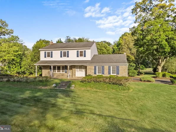 884 Tennis Ave, Ambler, PA 19002