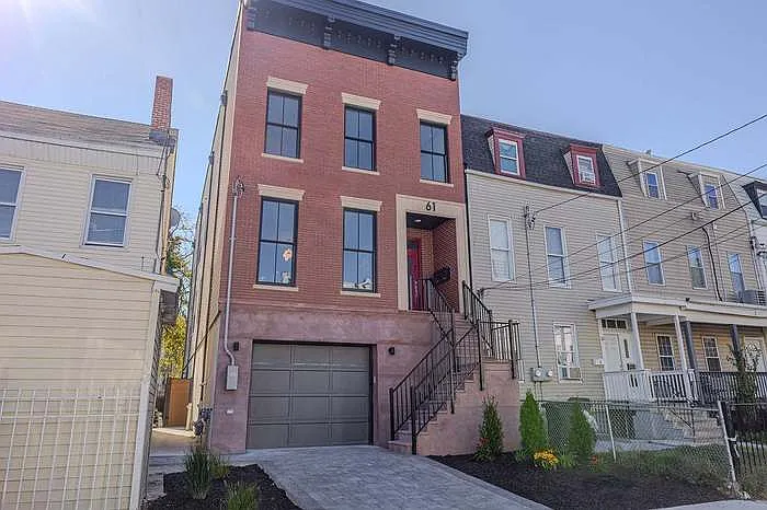 61 Belmont Ave #2 — Photo 36