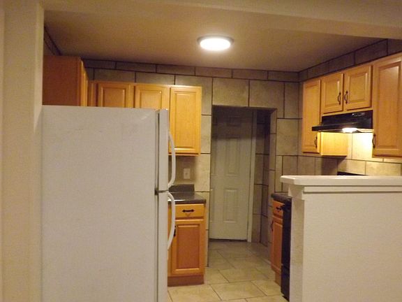 2nd image of 2327 Hicks Ave #1