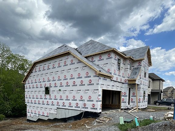 3rd image of 2036 Blackstone Dr Lot 8