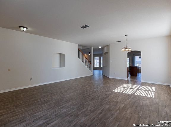 5th image of 21226 Villa Valencia