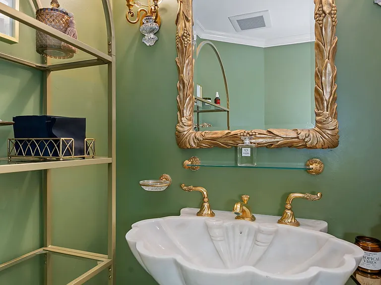 320 Calle Elegante — Photo 25