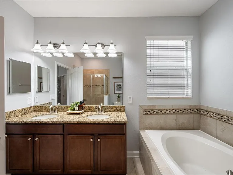 5778 Laurel Cherry Ave — Photo 15