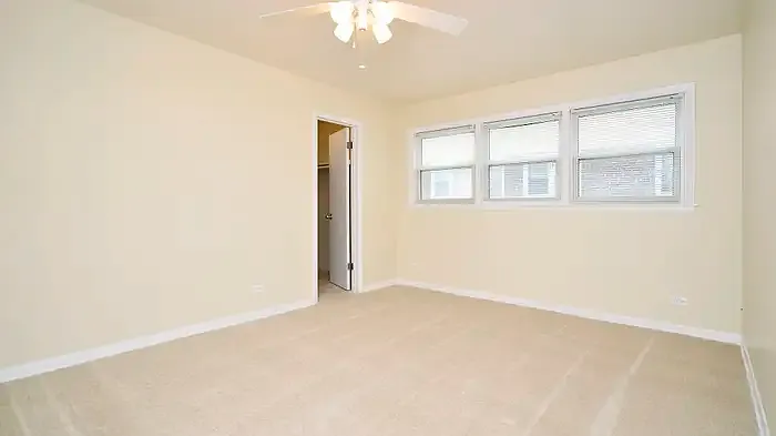 710 Oakton St #306 — Photo 9