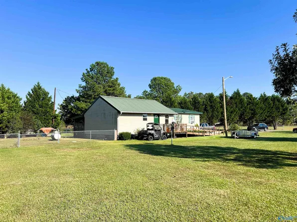 107 County Road 13, Centre, AL 35960