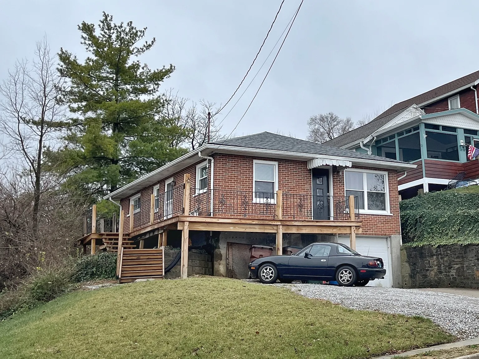 37 Biehl St photo 1