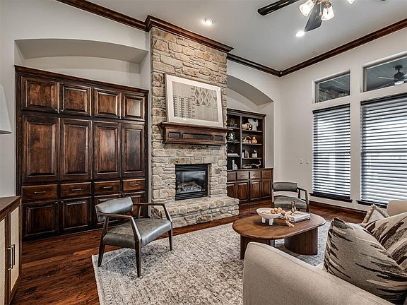 4th image of 4302 Lorings Cir