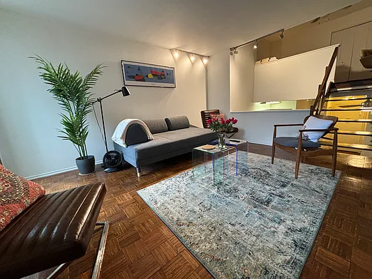 Rented by Corcoran | media 22