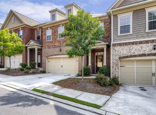152 Barkley Ln, Sandy Springs, GA 30328