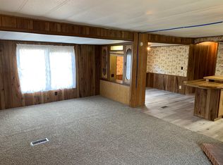 1284 Bennett Rd, Madison, OH 44057