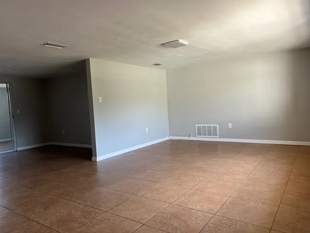7835 Arbordale Dr — Photo 29