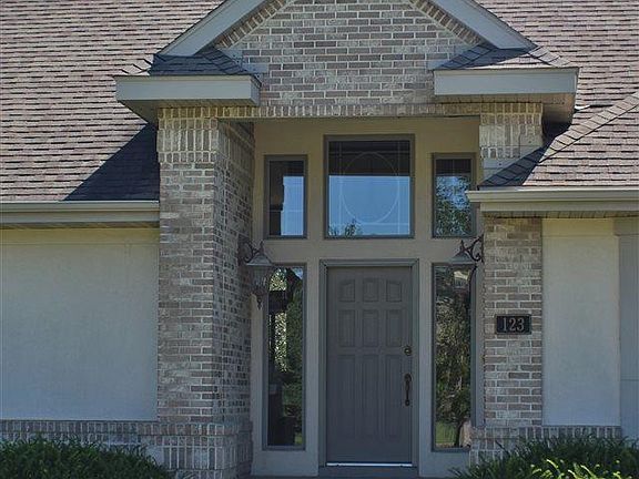 2nd image of 123 Woodhill Ct