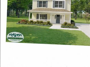 5 Cardinal Drive, Hillsborough, NH 03244