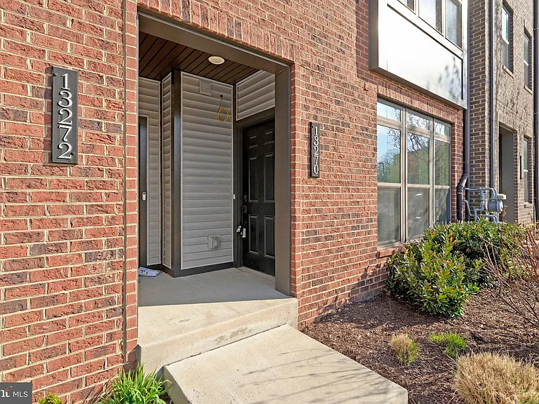 13270 Woodland Park Rd #3J — Photo 2
