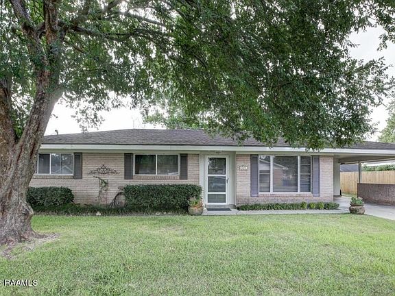 2nd image of 205 Halcott Dr