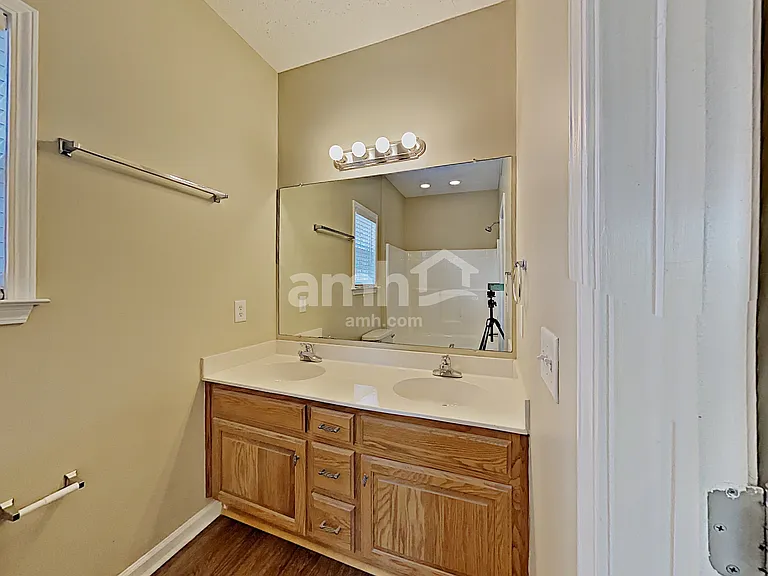 5108 Bumblebee Dr — Photo 11