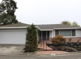 7 Orinda Vista Dr, Oakland, CA