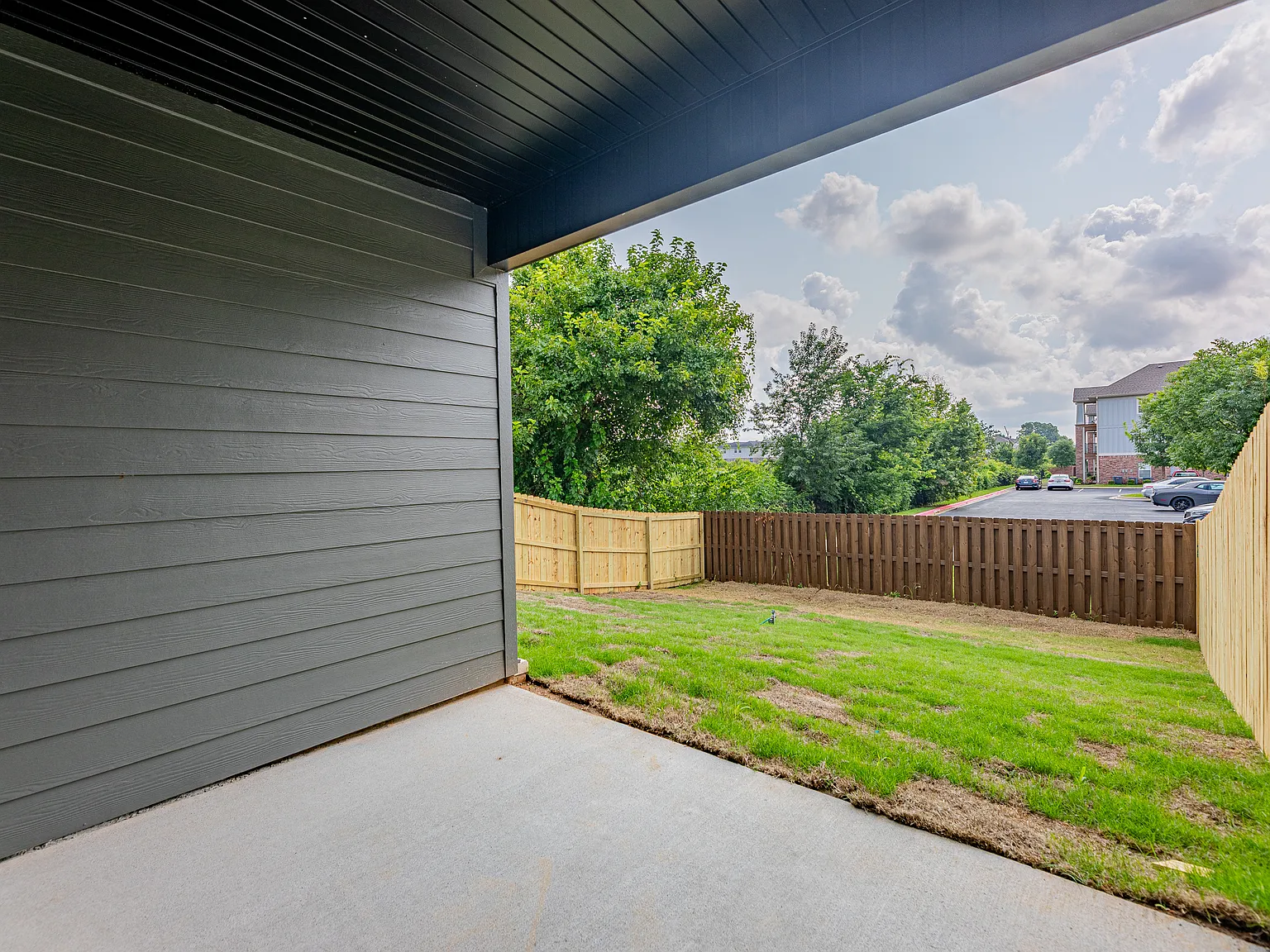 1409 SW Poigai Way - 2 — Photo 4