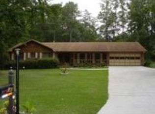 140 Lakeside Dr, Ellenwood, GA 30294