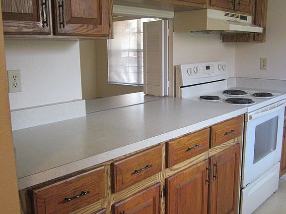 4th image of 1514 SE Crayrich Ct