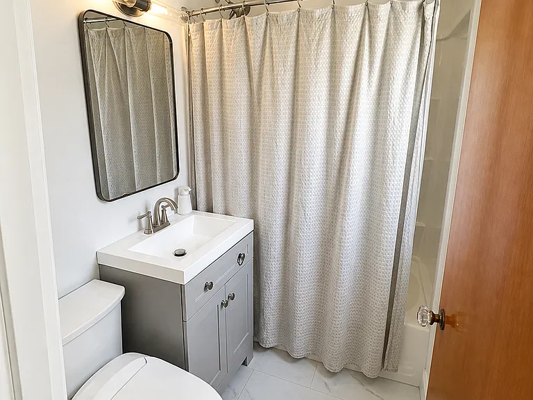 1006 Hull Ave — Photo 9