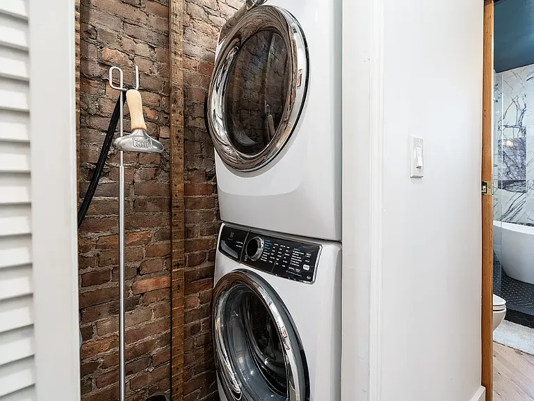 60 Linden Ave #1 — Photo 19