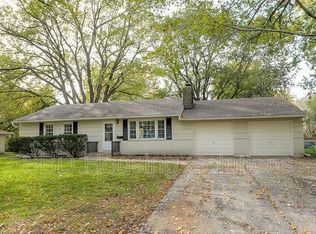 5400 Hedges Ave, Raytown, MO 64133