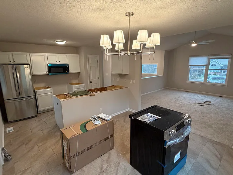 809 Timbers Ct — Photo 3