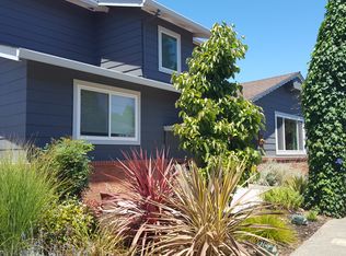 785 Pordon Ln, Healdsburg, CA 95448