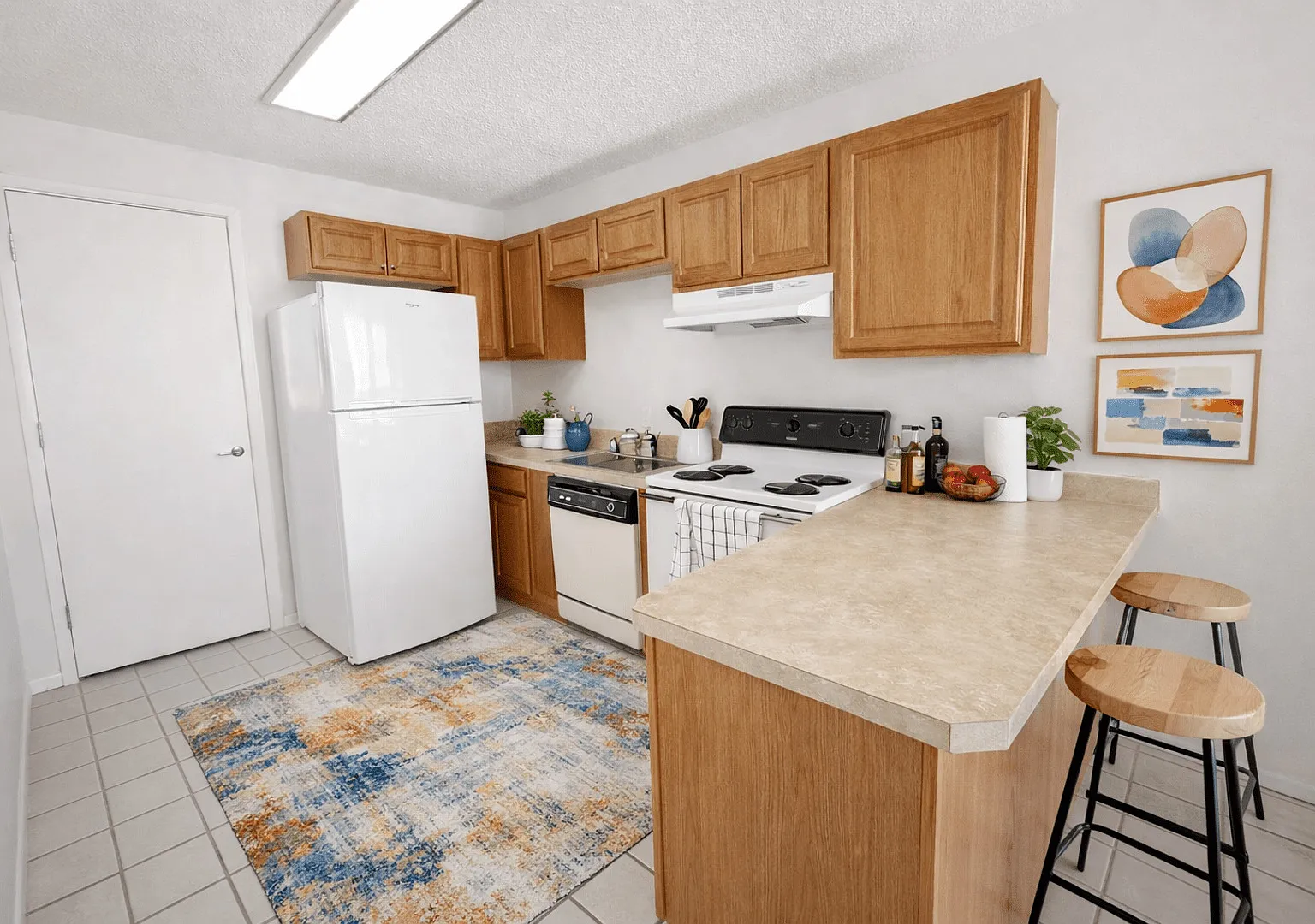 253 Hayden Rd — Photo 4