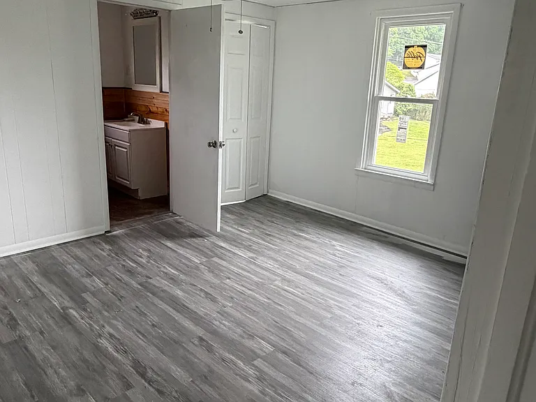119 Fairview St #1 — Photo 14