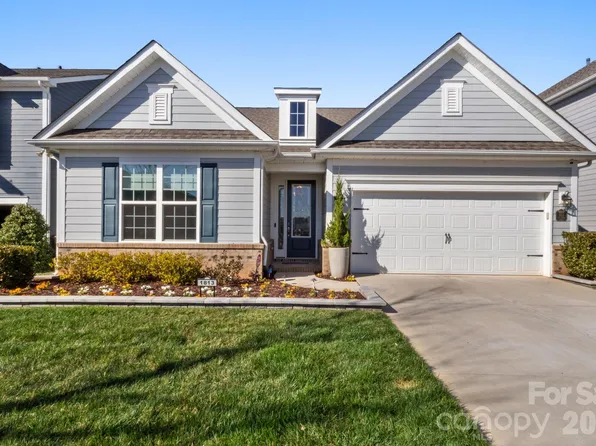 1813 Top Flight Dr, Indian Trail, NC 28079