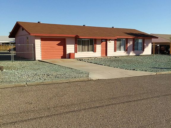 5th image of 824 Cactus Dr