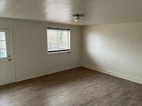 3131 May St - 1 — Photo 4