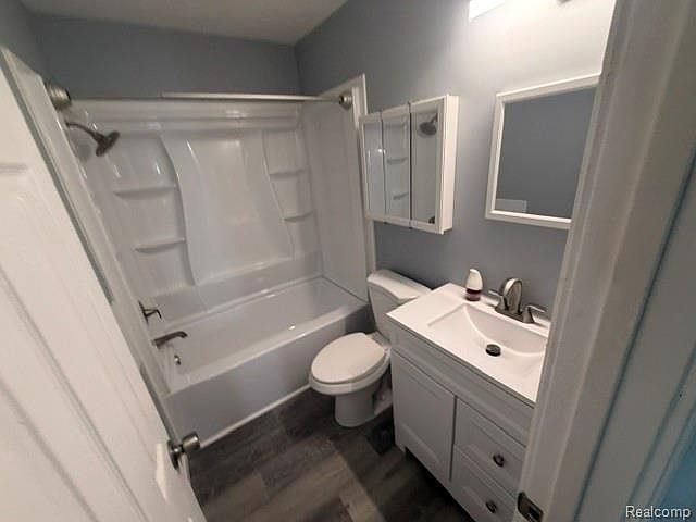 227 W Strathmore Ave, photo 9