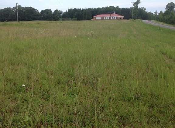2nd image of L P Bailey Memorial Hwy
