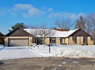 1330 Cedarlawn Ct, Mansfield, OH 44906
